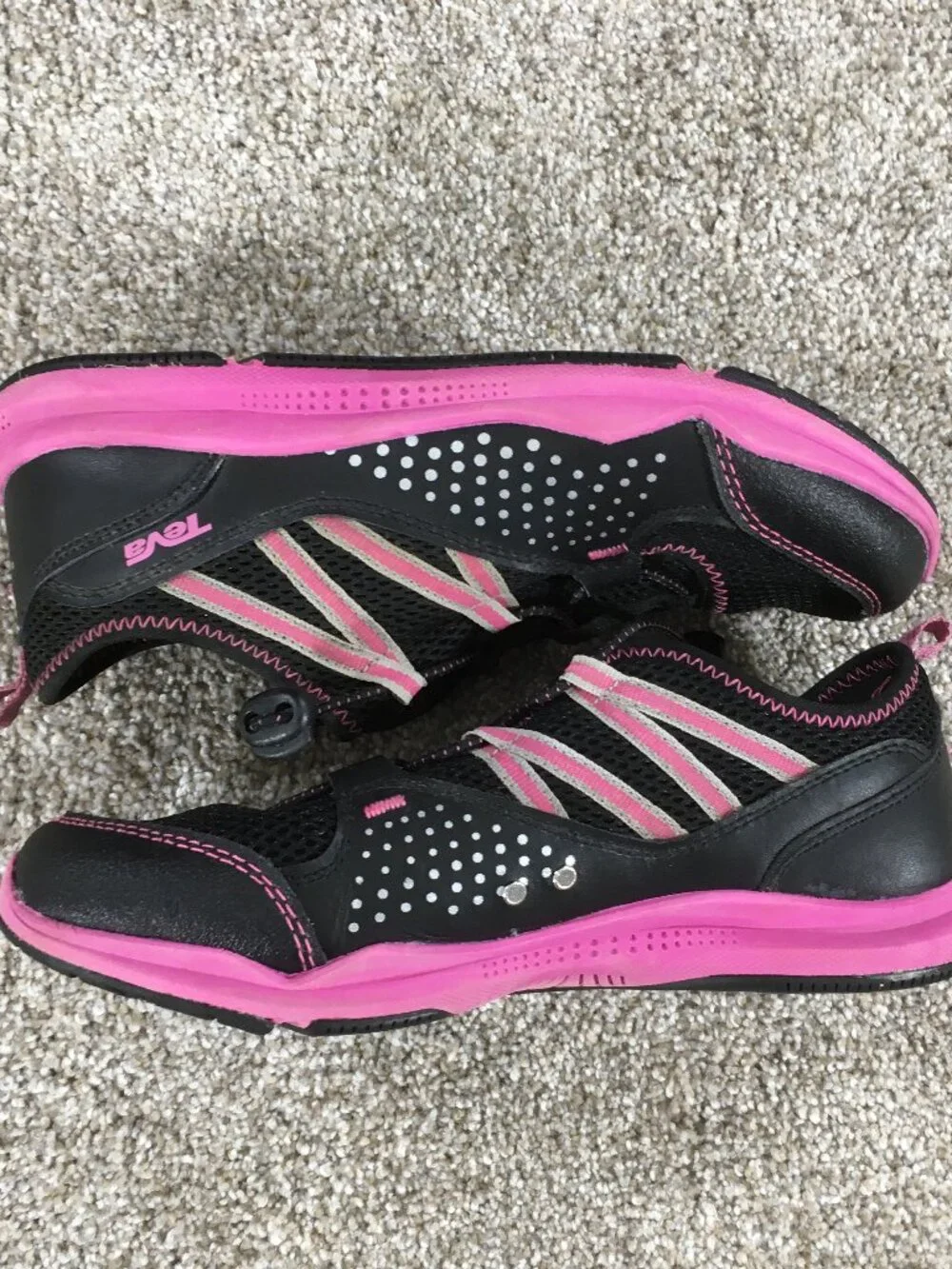 Teva 'Scamper' Water Shoes Kids Girls Size 5 EUR 37 Black Pink